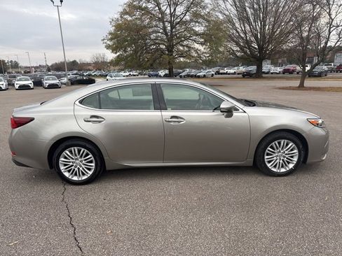 Used 2017 Lexus ES 350 image 6