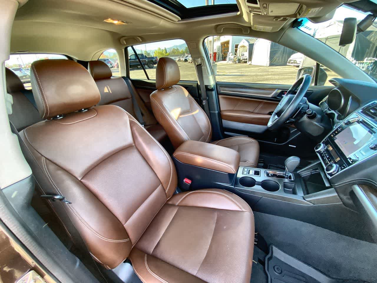 Used 2019 Subaru Outback 3.6R Touring w/ Popular Package #3A AWD/4WD image 25