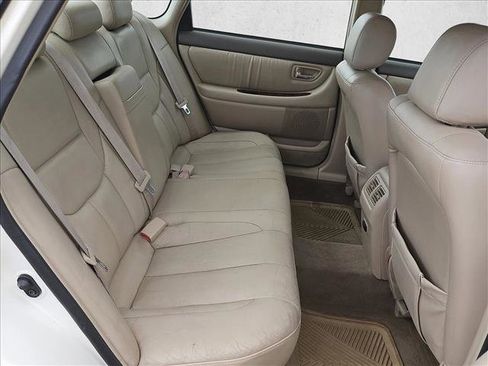 Used 2001 Toyota Avalon XLS FWD image 20