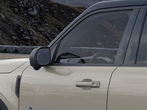 New 2025 Ford Bronco Sport Outer Banks w/ Outer Banks Tech Package+ AWD/4WD image 20