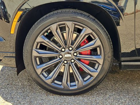 Used 2026 Cadillac Escalade V AWD/4WD image 11