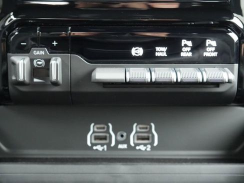 New 2026 RAM 3500 Big Horn AWD/4WD image 18