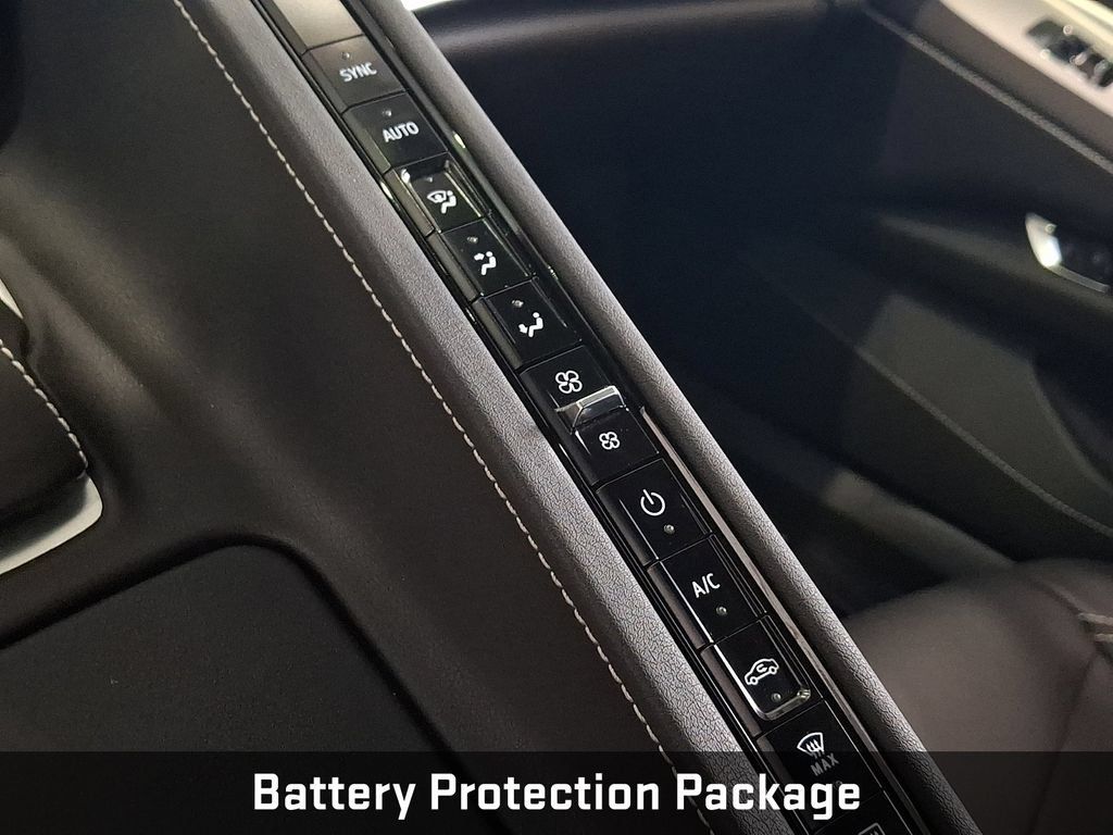 Used 2024 Chevrolet Corvette Stingray Coupe w/ Battery Protection Package RWD image 17
