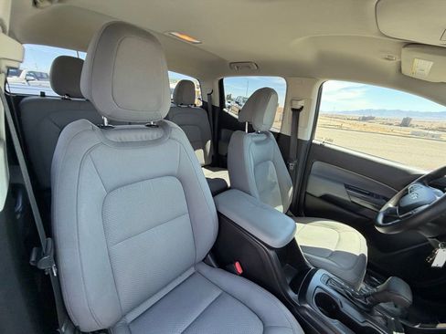 Used 2016 Chevrolet Colorado W/T w/ WT Convenience Package RWD image 12