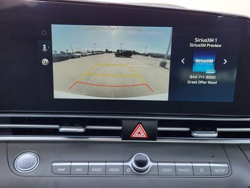 Used 2025 Hyundai Elantra SEL FWD image 26
