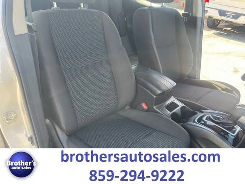 Used 2021 Nissan Rogue Sport S AWD/4WD image 39