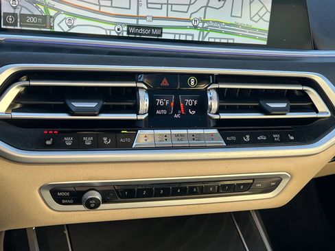 Used 2022 BMW X7 xDrive40i image 21