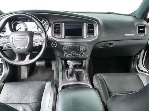 Used 2021 Dodge Charger SXT w/ Leather Interior Group RWD image 18