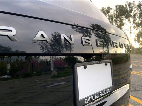 Used 2023 Land Rover Range Rover Long Wheelbase Autobiography image 32