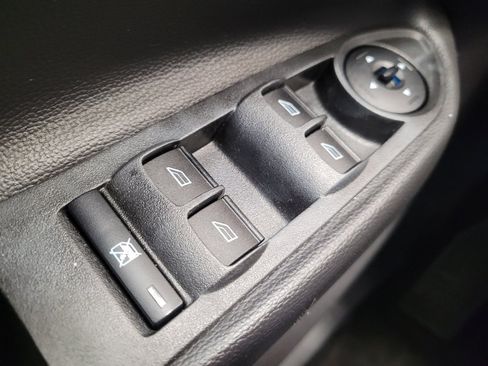 Used 2018 Ford Escape SE w/ SE Sync 3 Package FWD image 27
