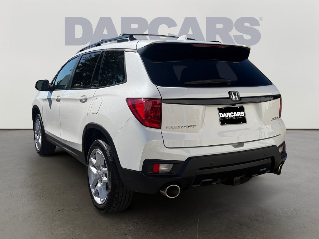 Certified 2025 Honda Passport EX-L image 5