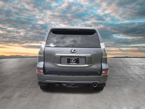 Used 2021 Lexus GX 460 Premium w/ Premium Package AWD/4WD image 10