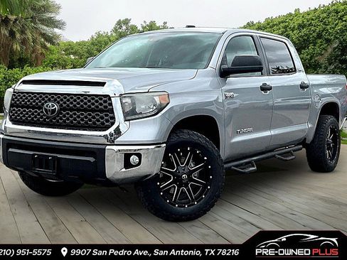 Used 2019 Toyota Tundra SR5 w/ SR5 Upgrade Package image 1