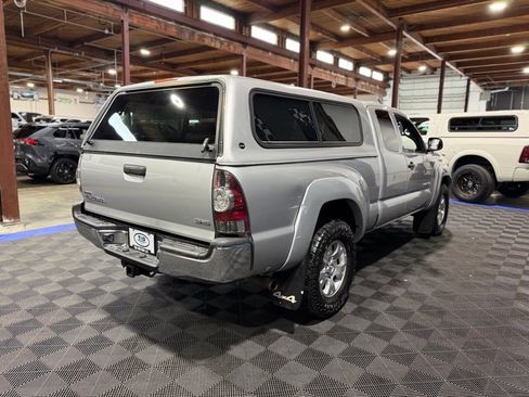 Used 2010 Toyota Tacoma 4x4 Access Cab V6 image 5