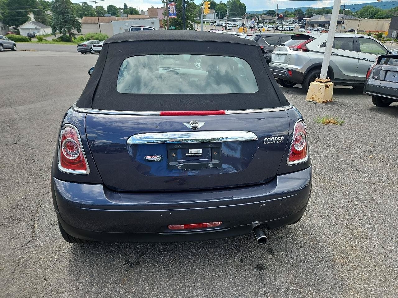 Used 2012 MINI Cooper Convertible FWD image 3