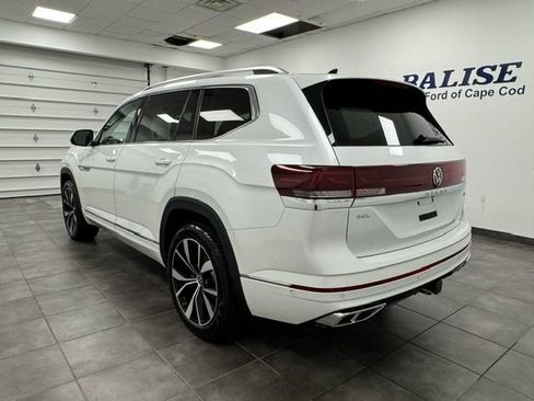 Used 2025 Volkswagen Atlas SEL Premium R-Line AWD/4WD image 5