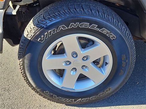 Used 2017 Jeep Wrangler Unlimited Sport w/ Quick Order Package 24S image 7