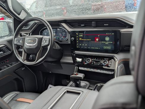 Used 2022 GMC Sierra 1500 AT4 w/ AT4 Preferred Package image 16