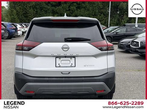 Certified 2023 Nissan Rogue SV AWD/4WD image 5
