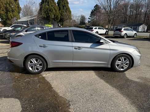 Used 2020 Hyundai Elantra SEL image 5