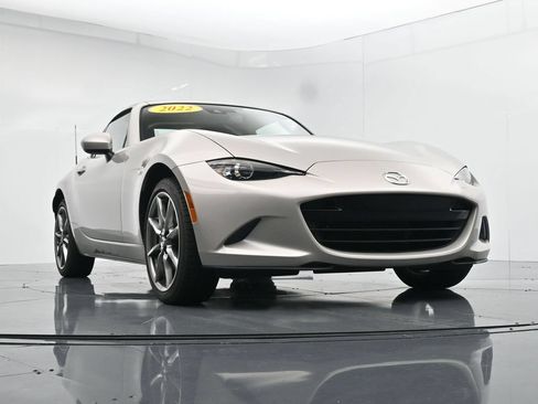 Used 2022 MAZDA MX-5 Miata RF Grand Touring w/ Weather Package RWD image 27