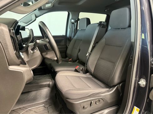 Used 2023 Chevrolet Silverado 1500 LT AWD/4WD image 14