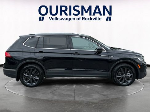 Used 2023 Volkswagen Tiguan SE FWD image 7