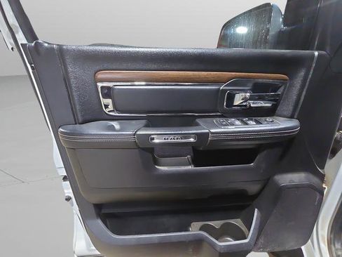 Used 2016 RAM 1500 Laramie w/ Convenience Group AWD/4WD image 21