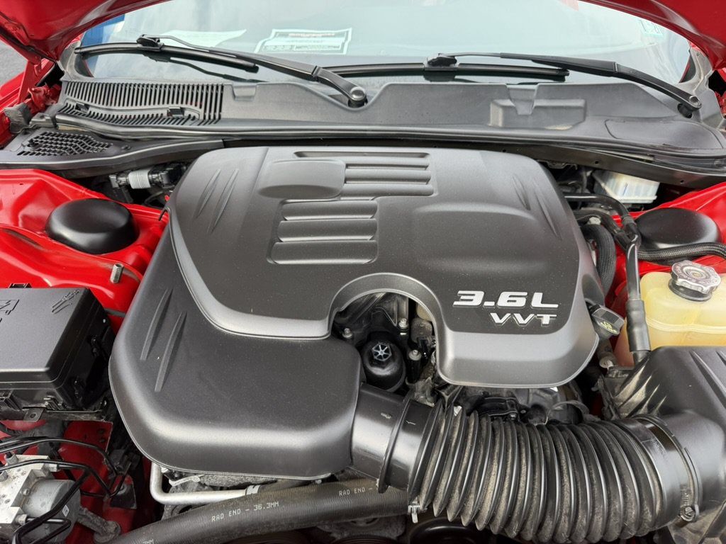 Used 2019 Dodge Challenger SXT w/ Plus Package AWD/4WD image 32