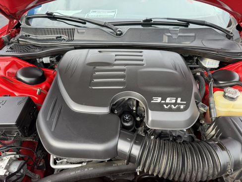 Used 2019 Dodge Challenger SXT w/ Plus Package AWD/4WD image 32