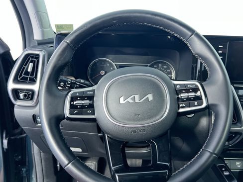 Certified 2023 Kia Sorento X-Line EX AWD/4WD image 15