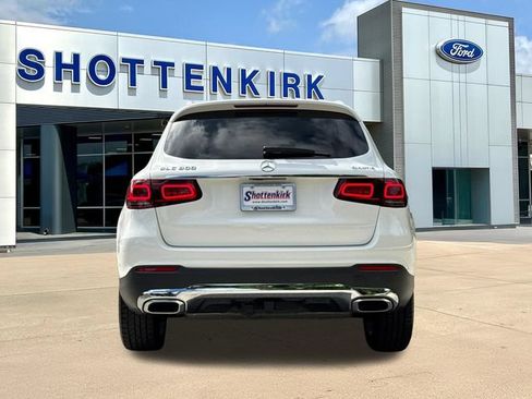 Used 2021 Mercedes-Benz GLC 300 4MATIC image 7