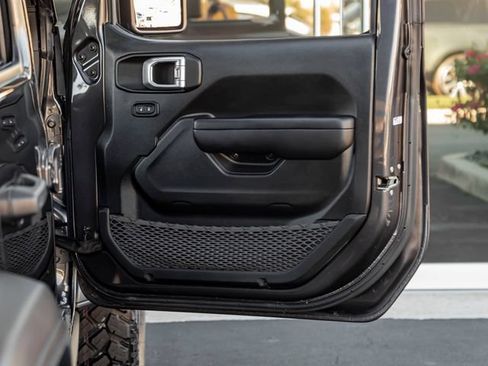 Used 2021 Jeep Wrangler Unlimited Sport AWD/4WD image 32