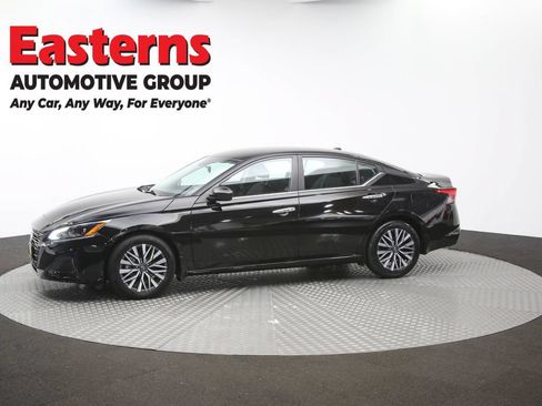 Used 2023 Nissan Altima 2.5 SV FWD image 57