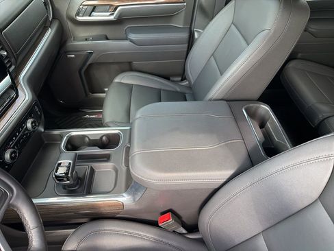 Used 2025 Chevrolet Silverado 1500 LT Trail Boss w/ Convenience Package II image 49