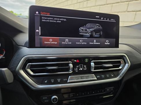 Used 2023 BMW X4 xDrive30i w/ Premium Package AWD/4WD image 63