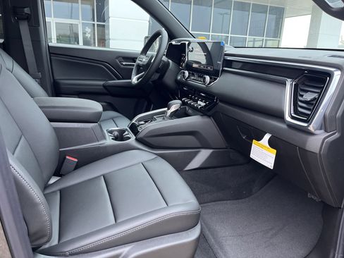 New 2026 GMC Canyon Elevation w/ Convenience Package image 15