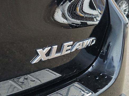 Used 2016 Toyota Highlander XLE image 30