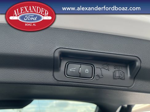 New 2026 Ford Explorer ST image 21