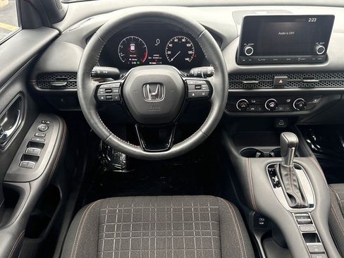Certified 2024 Honda HR-V Sport image 17