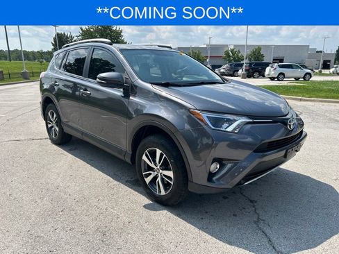 Used 2016 Toyota RAV4 XLE FWD image 3