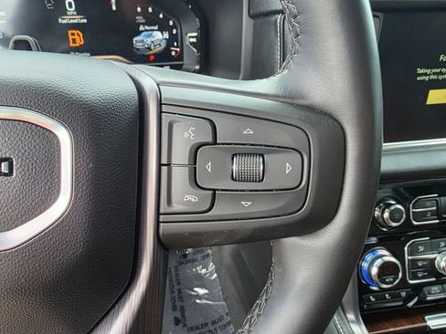 Used 2024 GMC Yukon XL Denali Ultimate AWD/4WD image 33