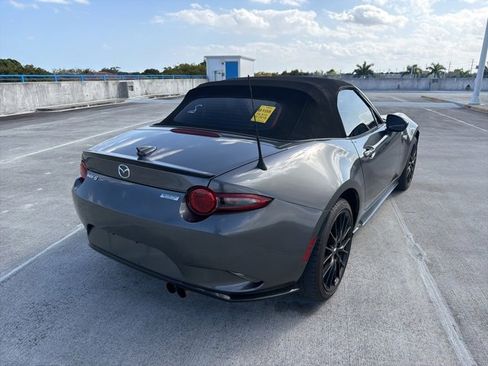 Used 2018 MAZDA MX-5 Miata Club w/ Brembo/BBS Package image 18