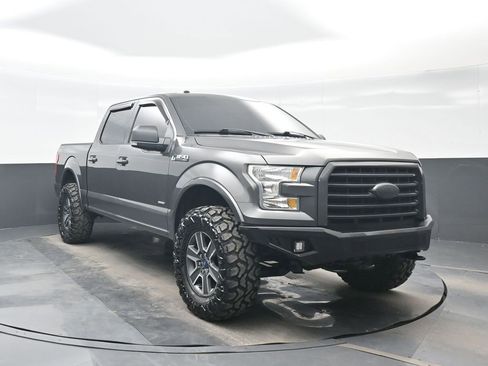 Used 2016 Ford F150 XLT w/ Equipment Group 302A Luxury AWD/4WD image 9
