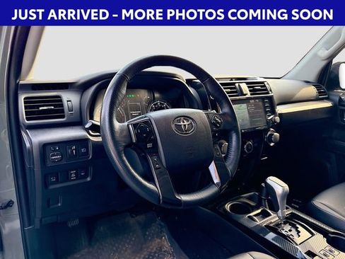 Used 2023 Toyota 4Runner TRD Off-Road Premium w/ Off Road Premium Plus Package AWD/4WD image 11