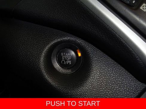Used 2014 Jeep Cherokee Latitude w/ Comfort/Convenience Group AWD/4WD image 9