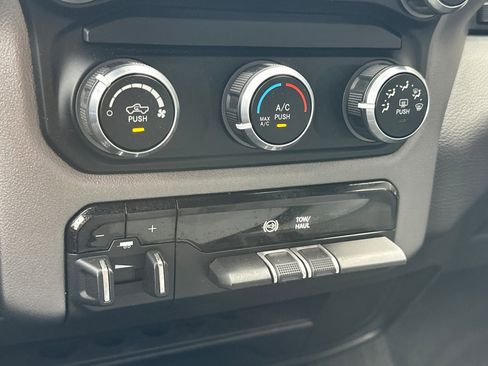 Certified 2024 RAM 2500 Big Horn image 19