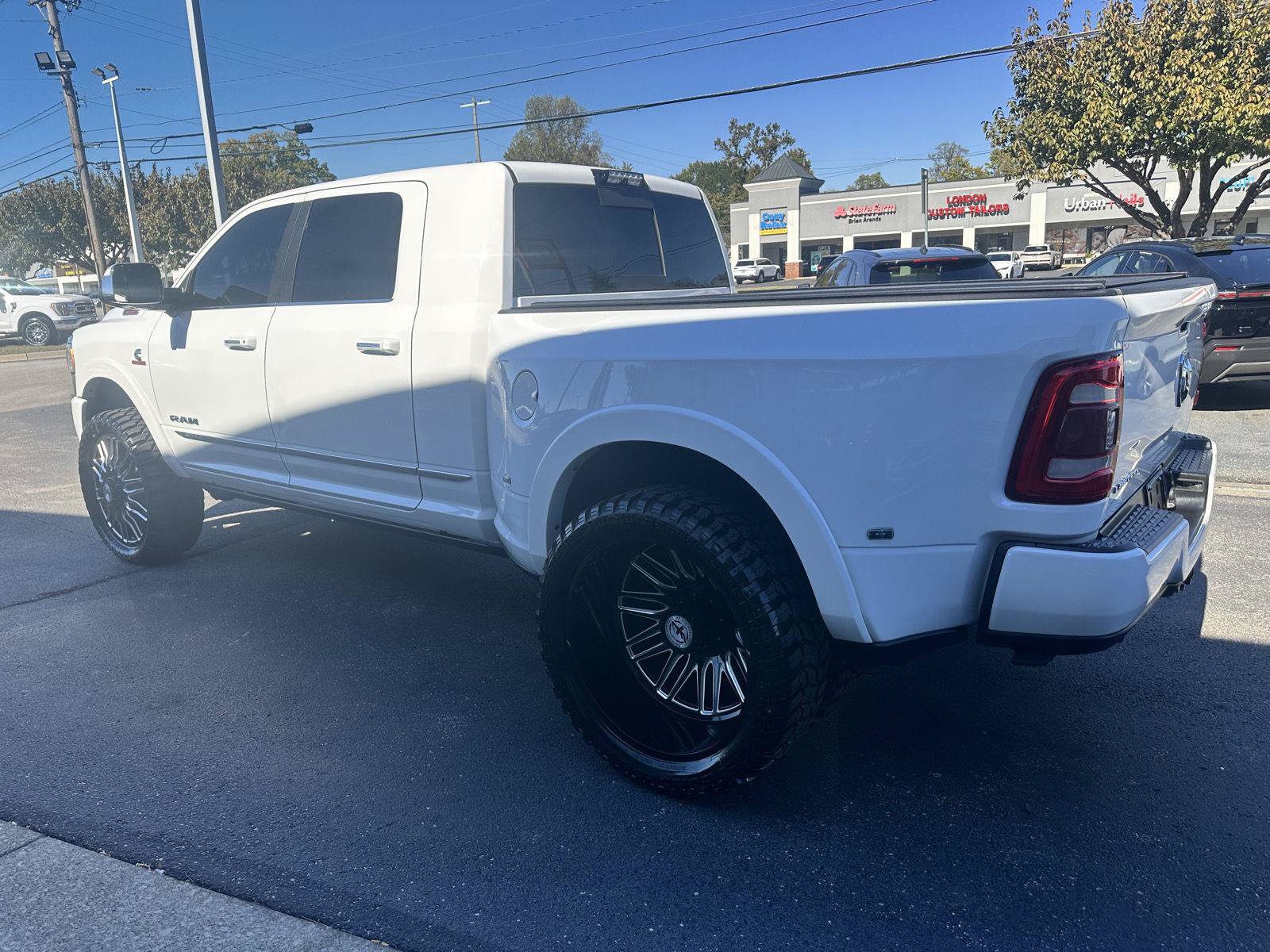 Used 2020 RAM 3500 Limited AWD/4WD image 7