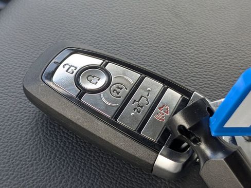 New 2026 Ford F250 Lariat w/ Black Appearance Package image 35