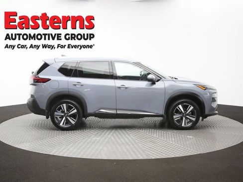 Used 2023 Nissan Rogue SL AWD/4WD image 45